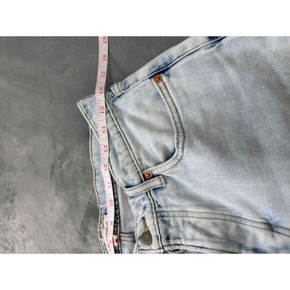 ‘90’s Lucky Brand Blue Distressed Light Wash 5 Pocket Jeans Size 8 - Picture 7 of 8